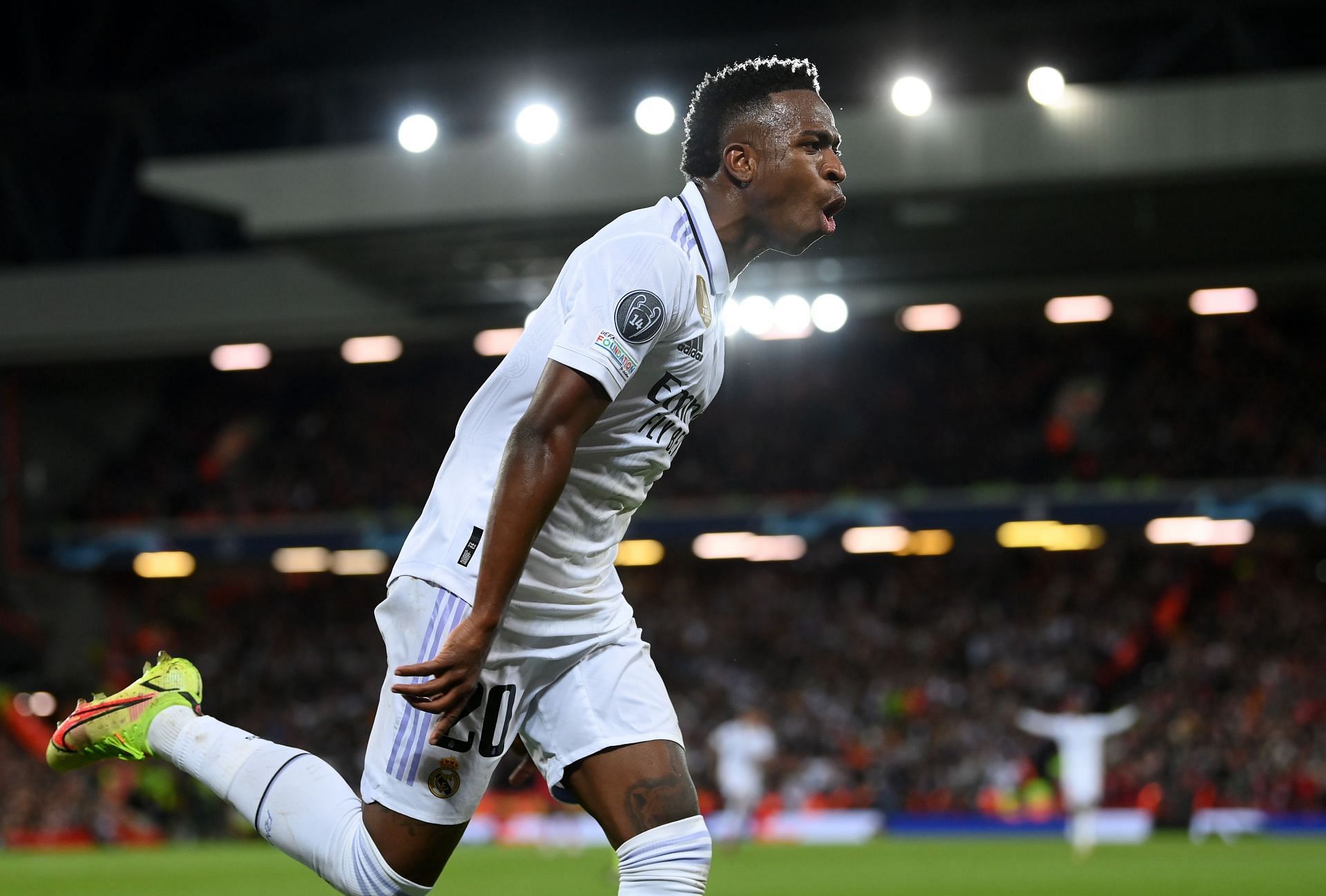 Liverpool FC vs Los Blancos: Round of 16 Leg One - UEFA Champions League
